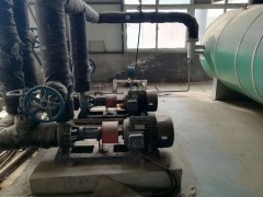出售80万大卡燃气导热油锅炉安装少用机器。图2