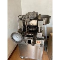 双料斗蜂窝煤全套设备?转让