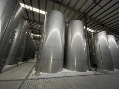 出售现货200余台红酒储罐，图2