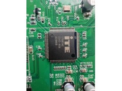 IT9854E/AX 带板现货 有图3