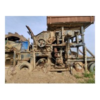 处理移动破碎机 618潍柴发动机 1012箱破