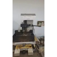 处理2台XH850加工中心 6台数控车床 线切割等机床设备一批