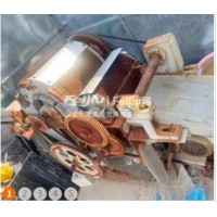 转让304不锈钢反应罐 自动卷染机 梳棉机等多个工厂的机械设备