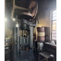 出售 双盘摩擦压力机160