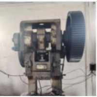 出售 63吨开式可倾压力机