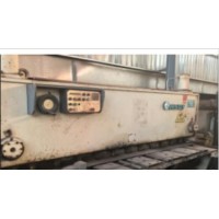 出售 黄石8*3100剪板机