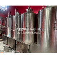 出售精酿设备 六头啤酒机