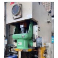 出售 扬力250吨冲床