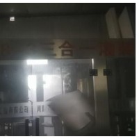 低价转让8-8-3三合一灌装机